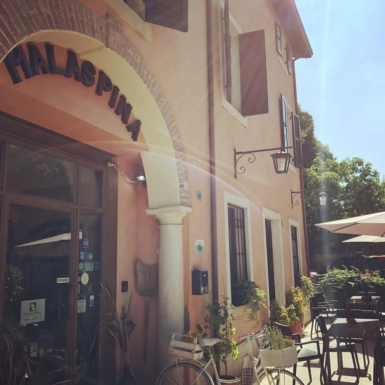 Boutique Hotel Corte Malaspina Castelnuovo del Garda Eksteriør bilde